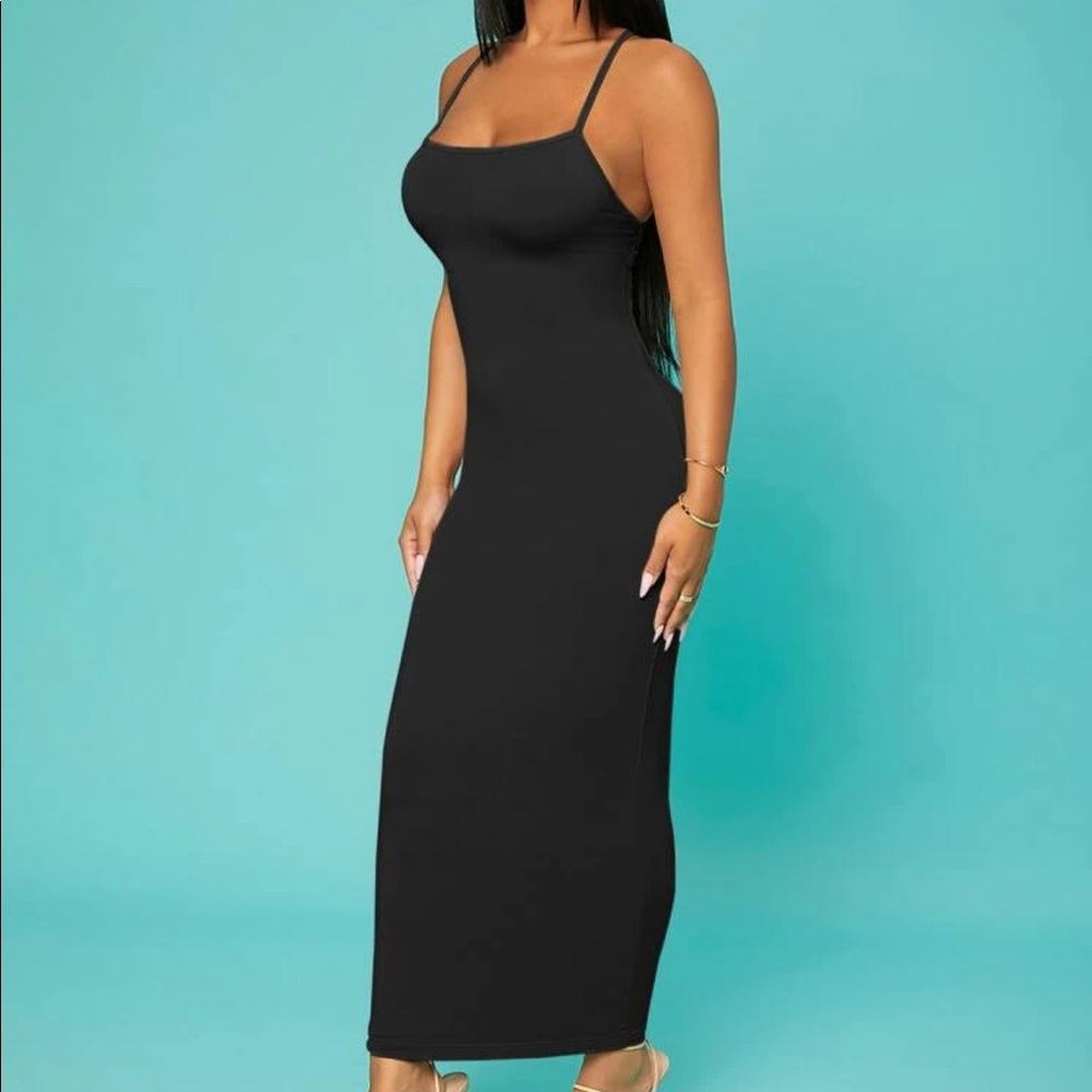 Bodycon Backless Black Dress